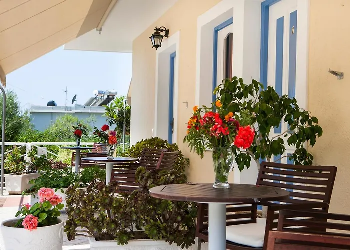 Tzivras Villa&apartments Casa vacanze