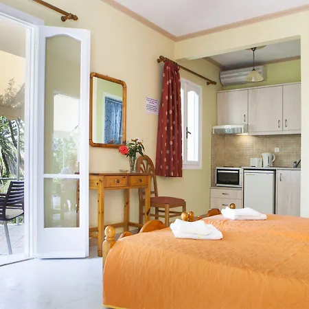 Tzivras & * Lassi (Kefalonia)