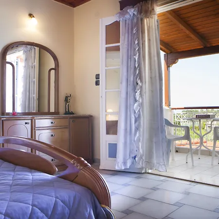 Tzivras & * Lassi (Kefalonia)