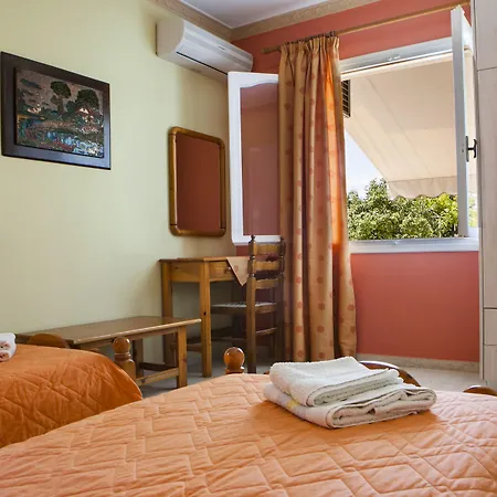 Case de vacanță Tzivras & *