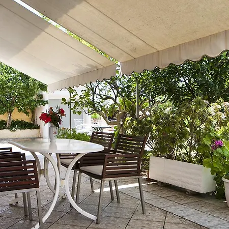 Tzivras Villa&apartments * Lassi (Kefalonia)