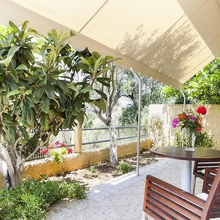 Tzivras Villa&apartments Casa vacanze
